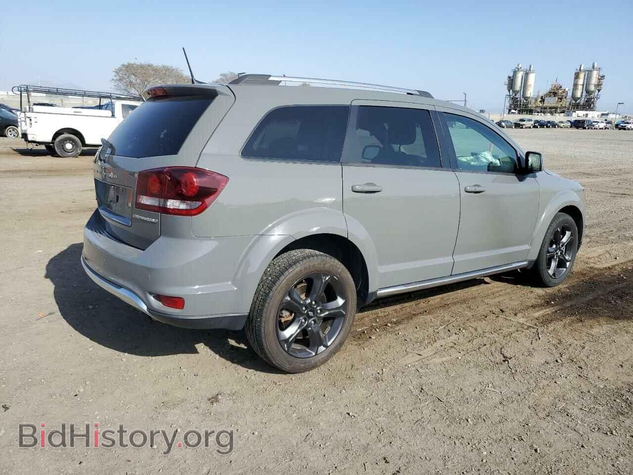 2020 DODGE JOURNEY - VIN: 3C4PDCGB1LT269840 - Фото 3