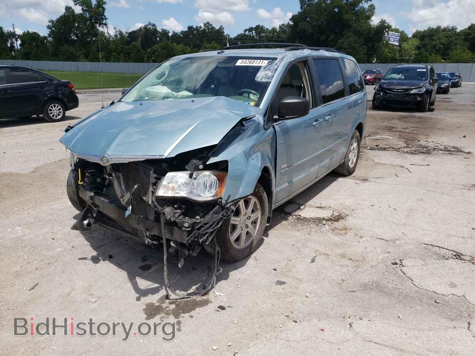 2008 CHRYSLER MINIVAN - VIN: 2A8HR54P88R720007 - Фото 2