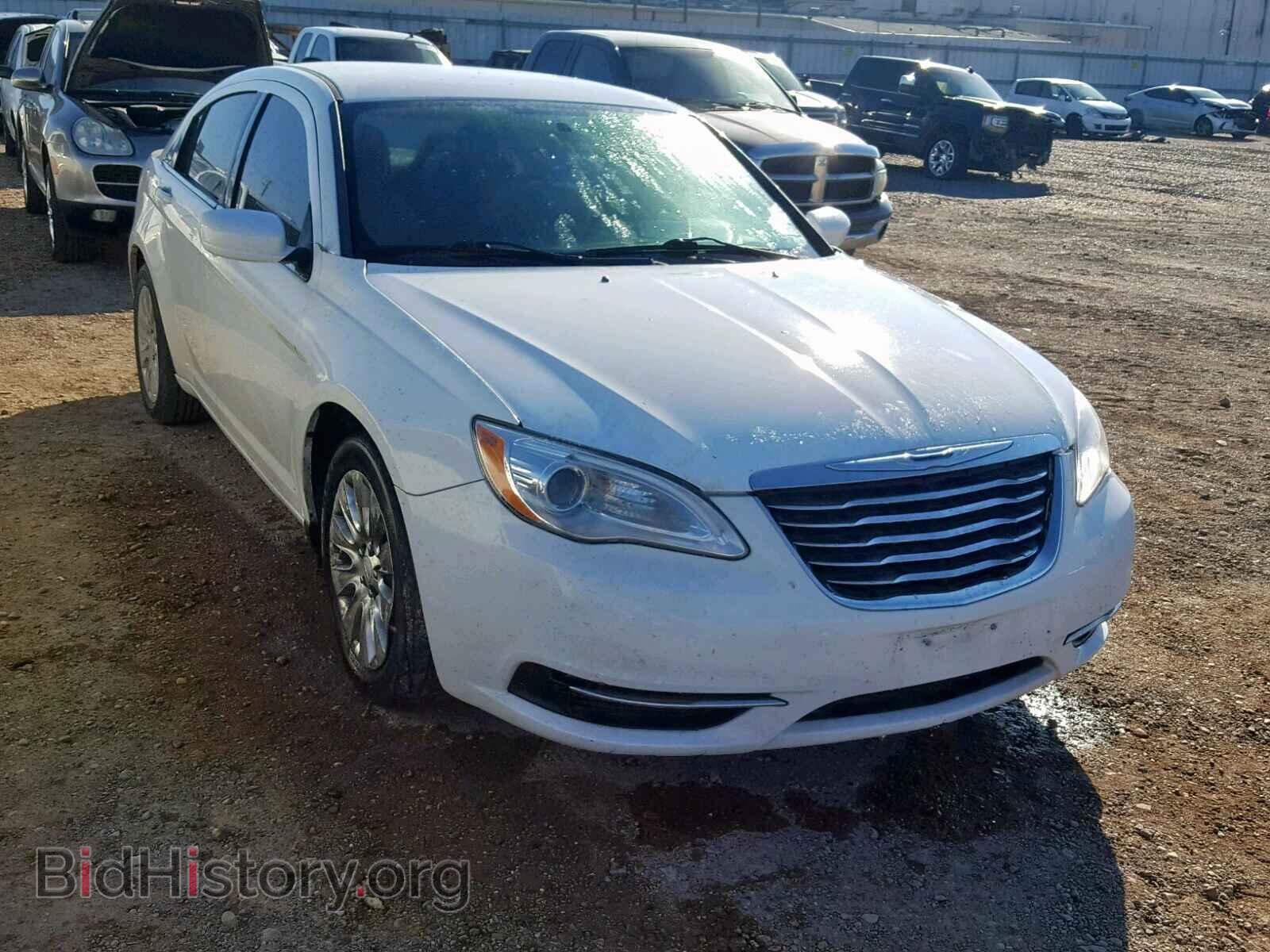 Photo 1C3BC4FG6BN605761 - CHRYSLER 200 2011