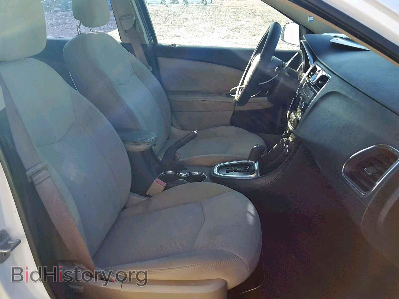 2011 CHRYSLER 200 - VIN: 1C3BC4FG6BN605761 - Фото 5