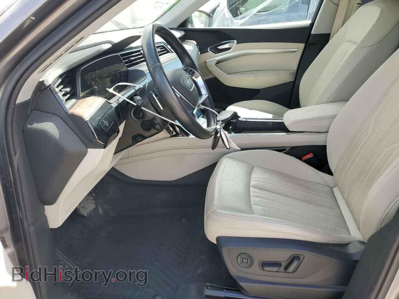 2019 AUDI E-TRON - VIN: WA1LABGE1KB011825 - Photo 7
