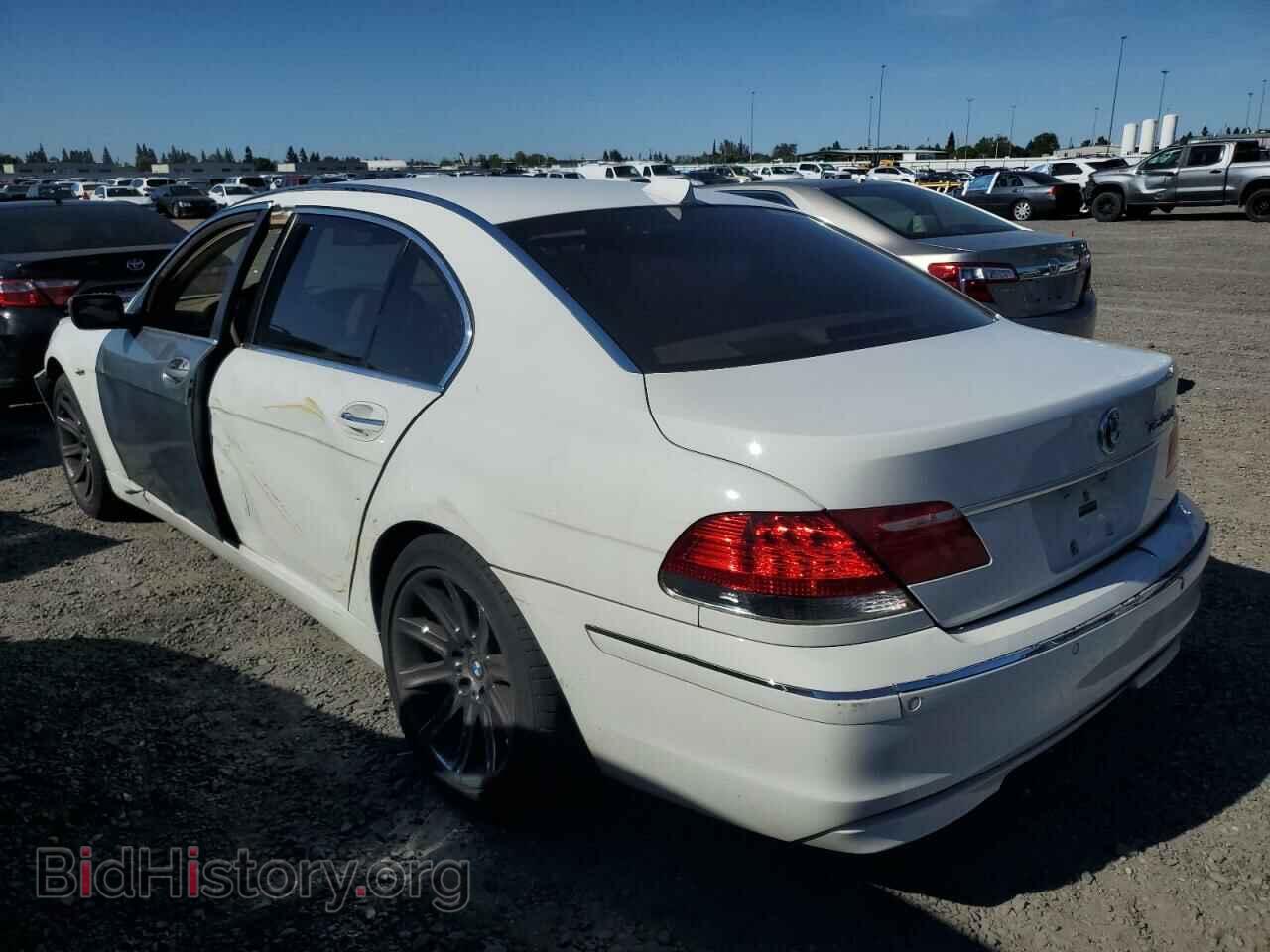 2006 BMW 7 SERIES - VIN: WBAHN83556DT64763 - Фото 2