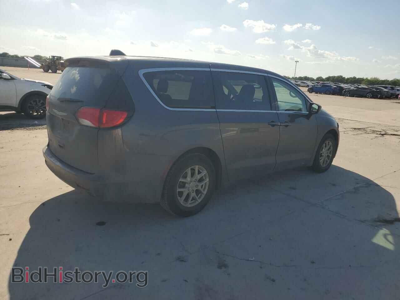 2017 CHRYSLER PACIFICA - VIN: 2C4RC1DGXHR635904 - Фото 3