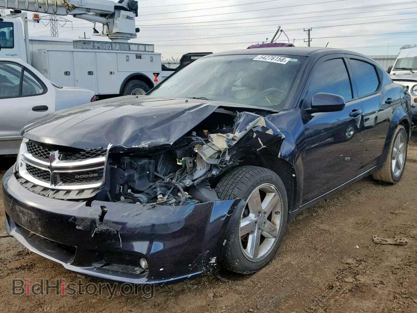 2011 DODGE AVENGER - VIN: 1B3BD2FB3BN573595 - Фото 2