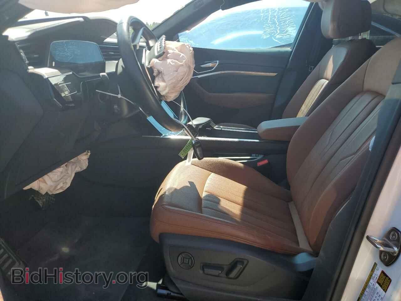 2019 AUDI E-TRON - VIN: WA1LAAGE1KB015089 - Photo 7