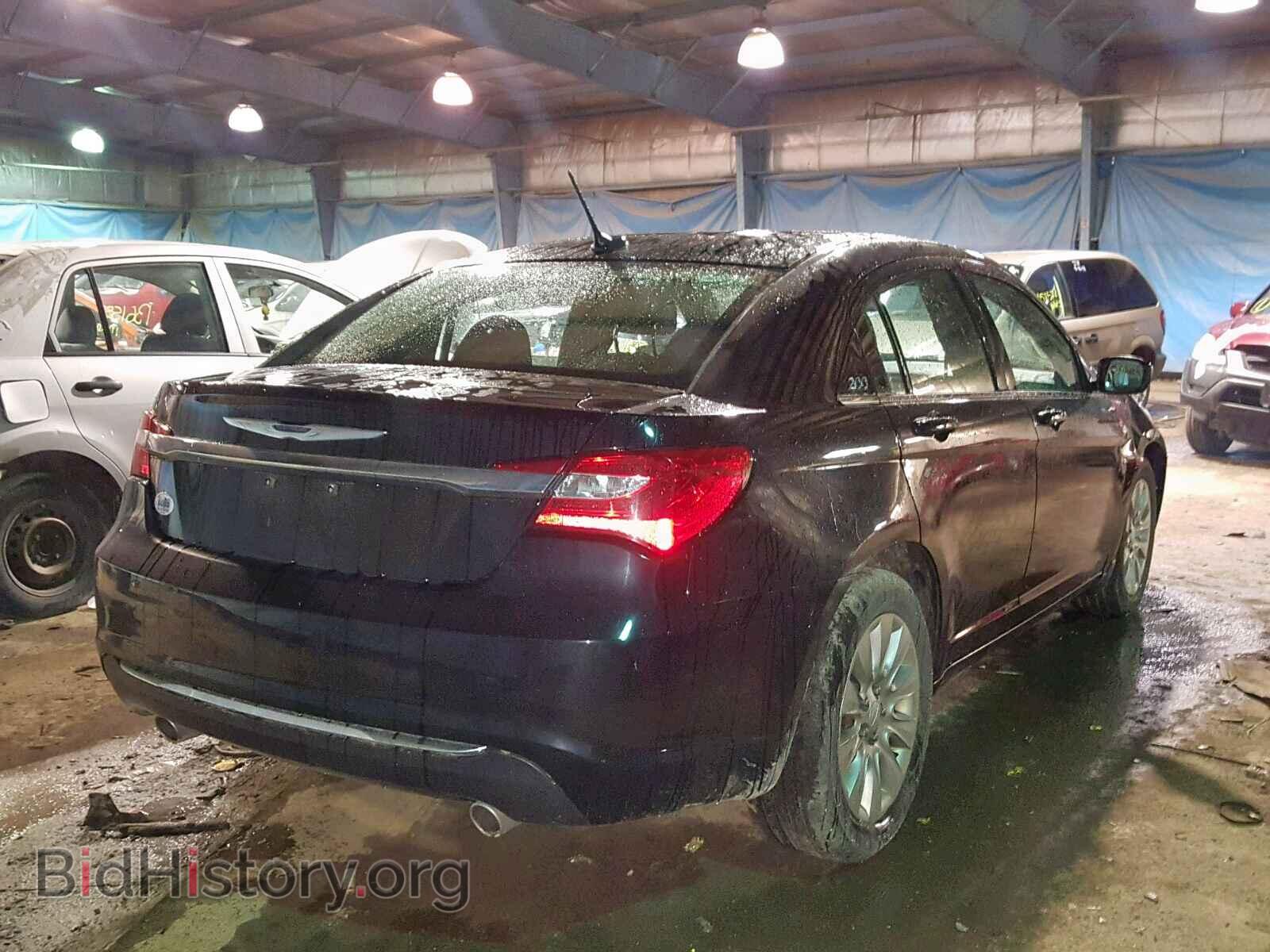 2013 CHRYSLER 200 - VIN: 1C3CCBAG3DN738139 - Фото 4
