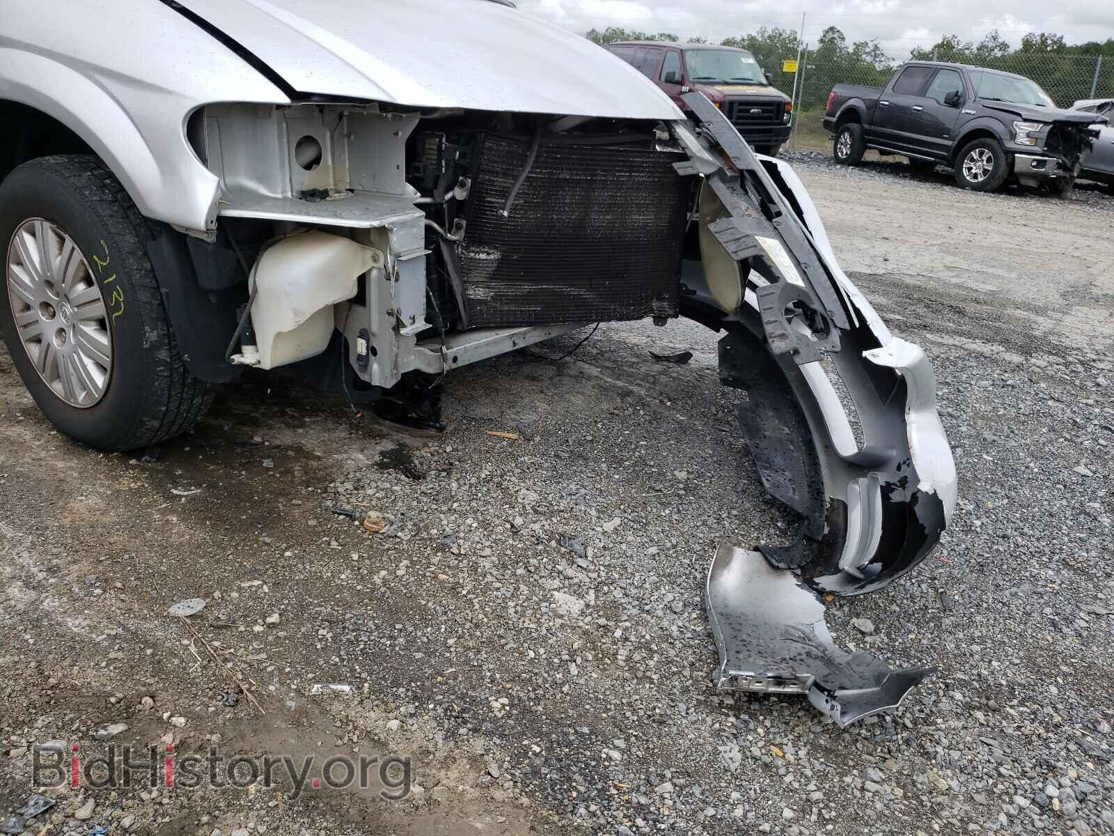 2007 CHRYSLER MINIVAN - VIN: 2A4GP44RX7R107576 - Фото 9