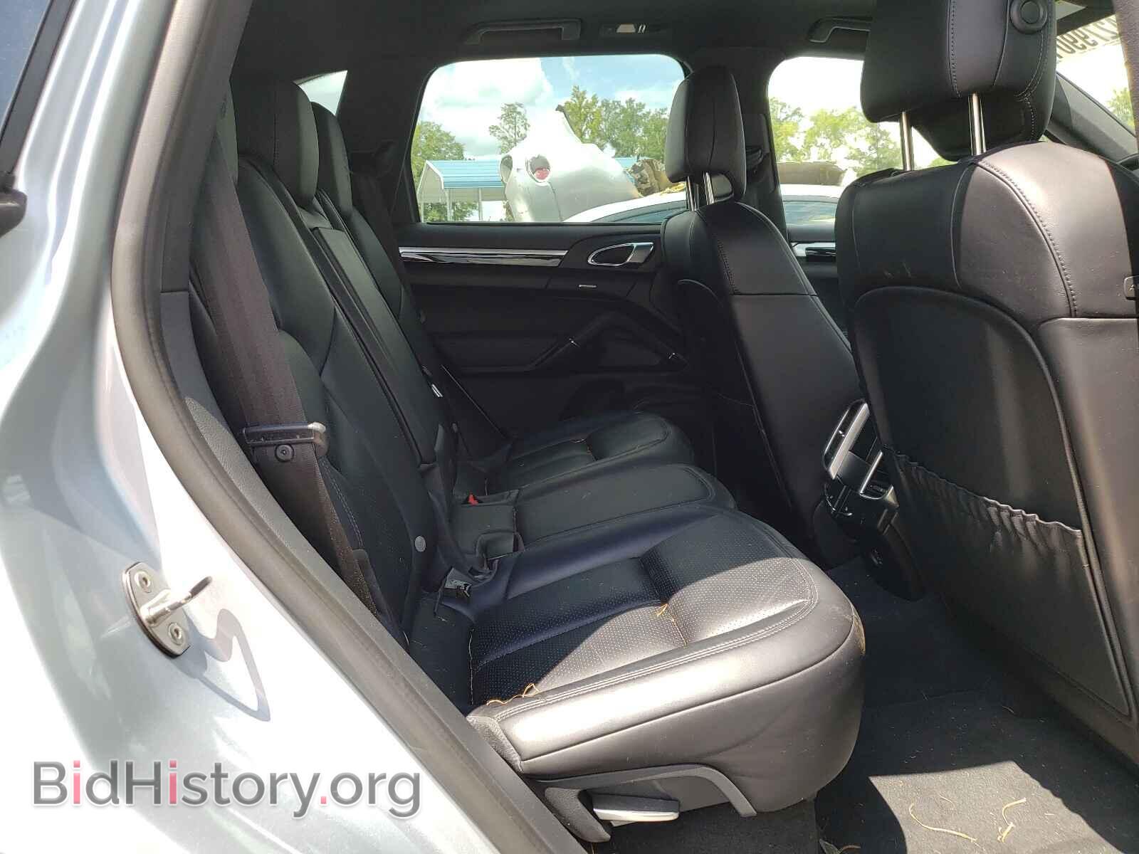 2017 PORSCHE CAYENNE - VIN: WP1AA2A28HKA91367 - Photo 6