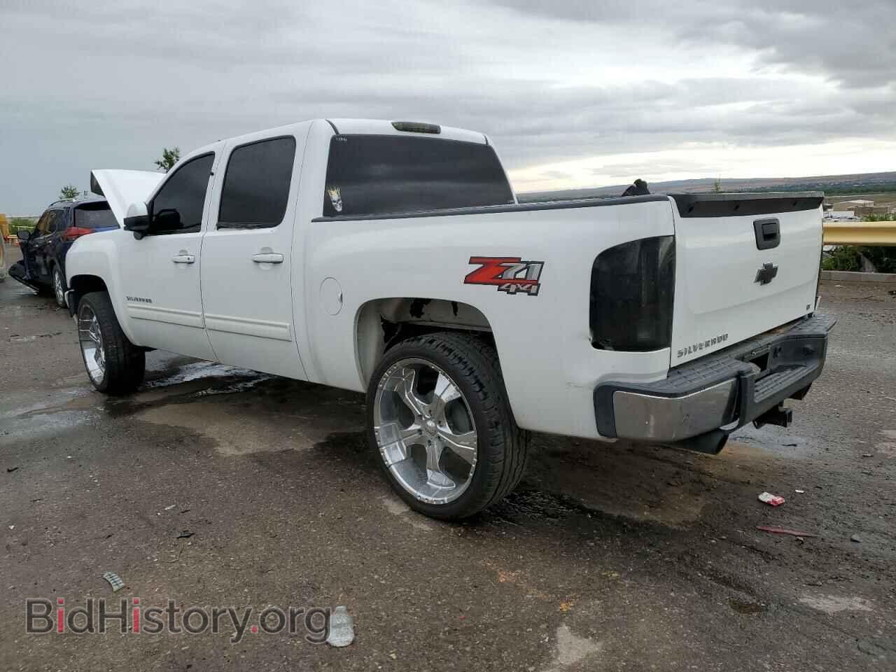 2011 CHEVROLET ALL Models - VIN: 3GCPKSE37BG308773 - Фото 2