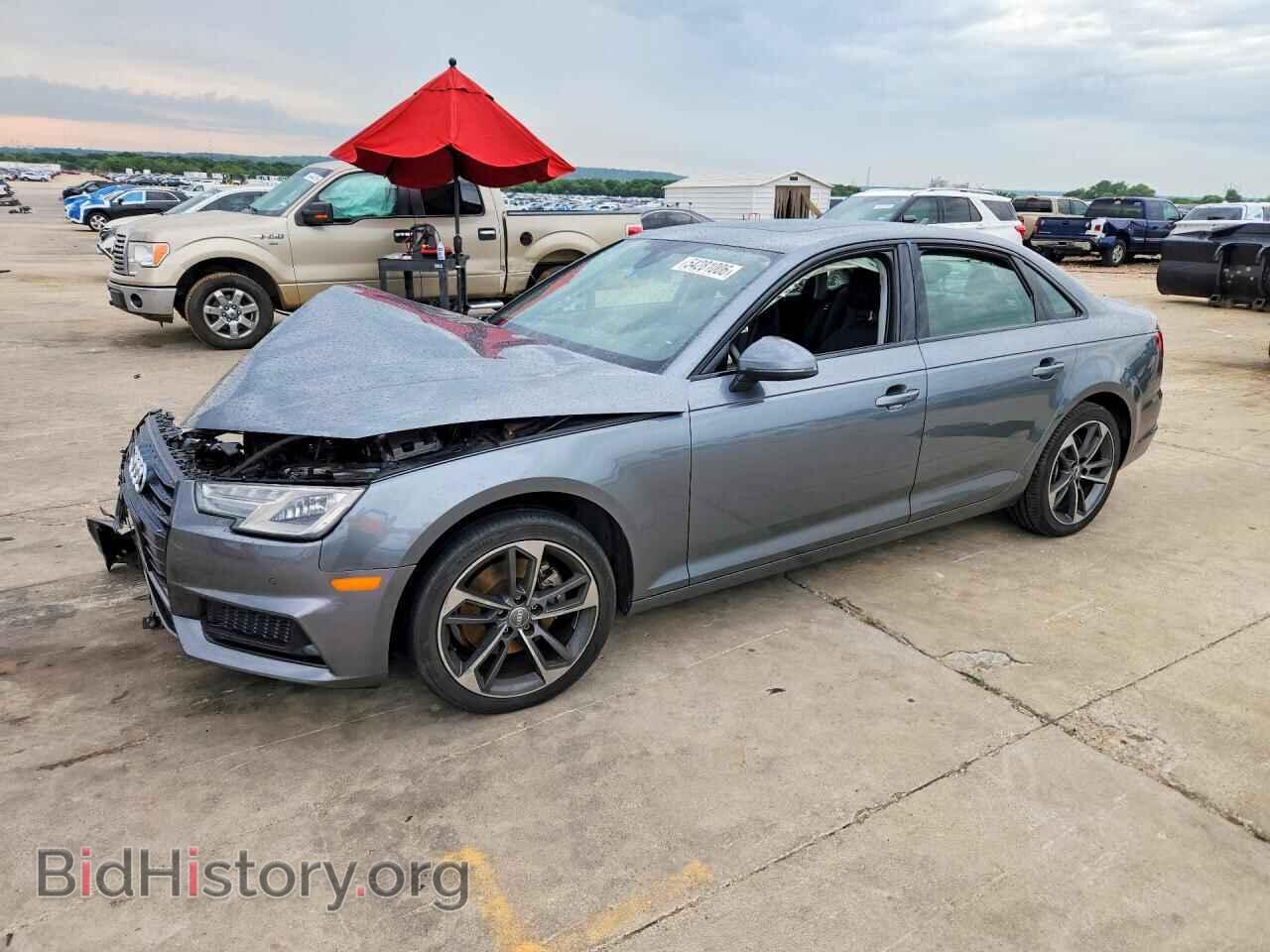 Photo WAUGMAF45KN019892 - AUDI A4 2019