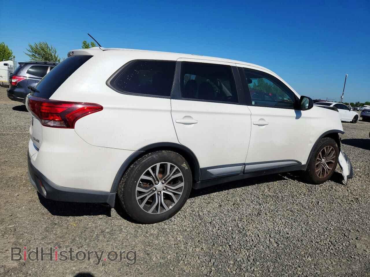 2016 MITSUBISHI OUTLANDER - VIN: JA4AD2A31GZ009903 - Фото 3