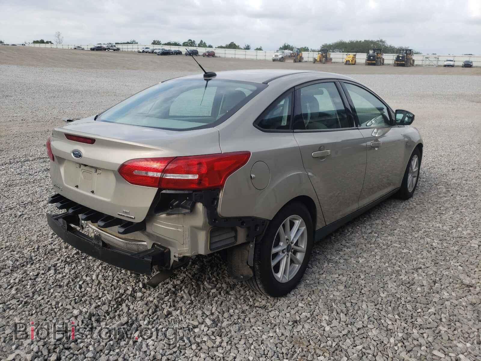 2015 FORD FOCUS - VIN: 1FADP3F2XFL215955 - Фото 4