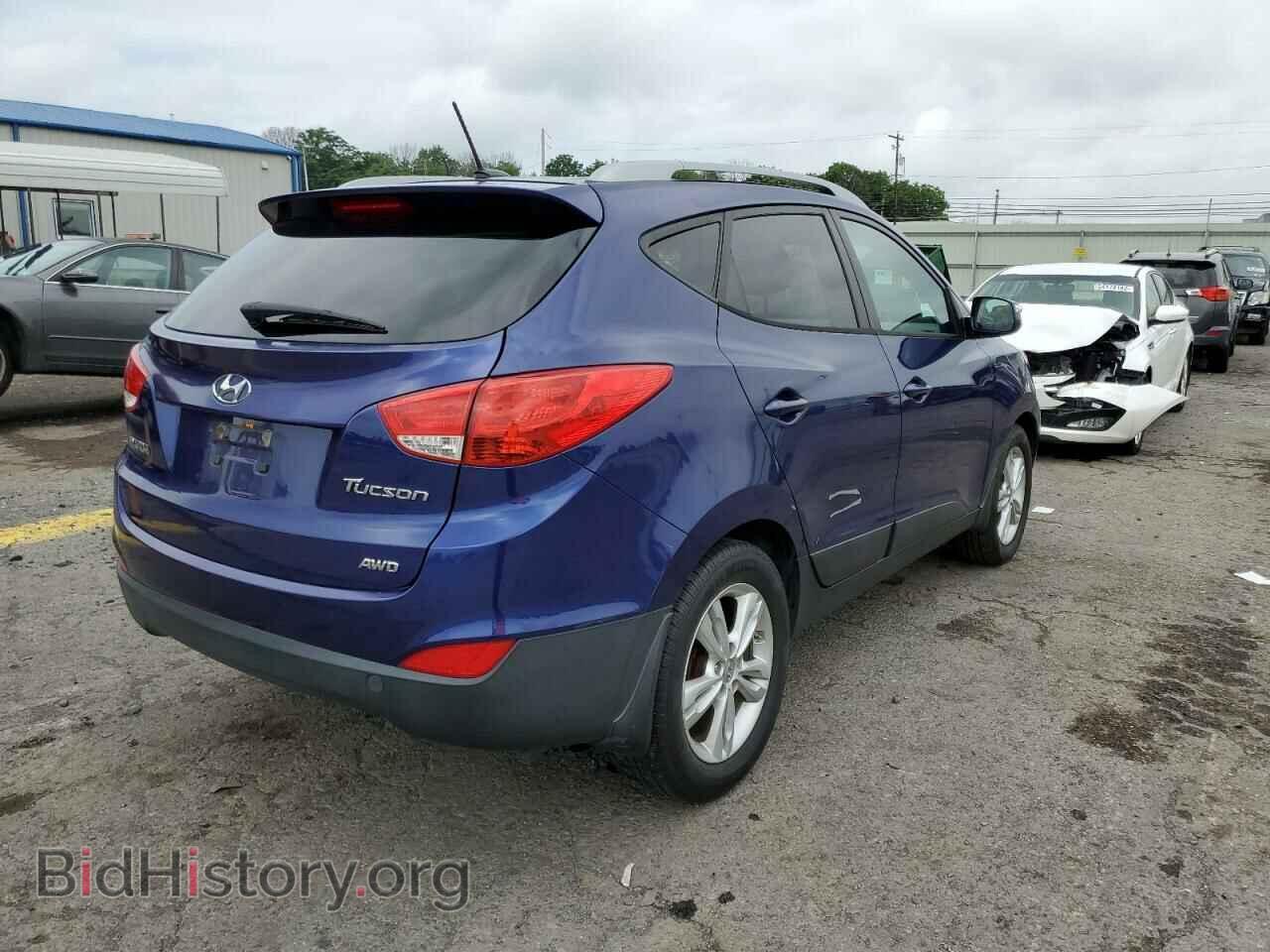 2013 HYUNDAI TUCSON - VIN: KM8JUCAC3DU620449 - Фото 4