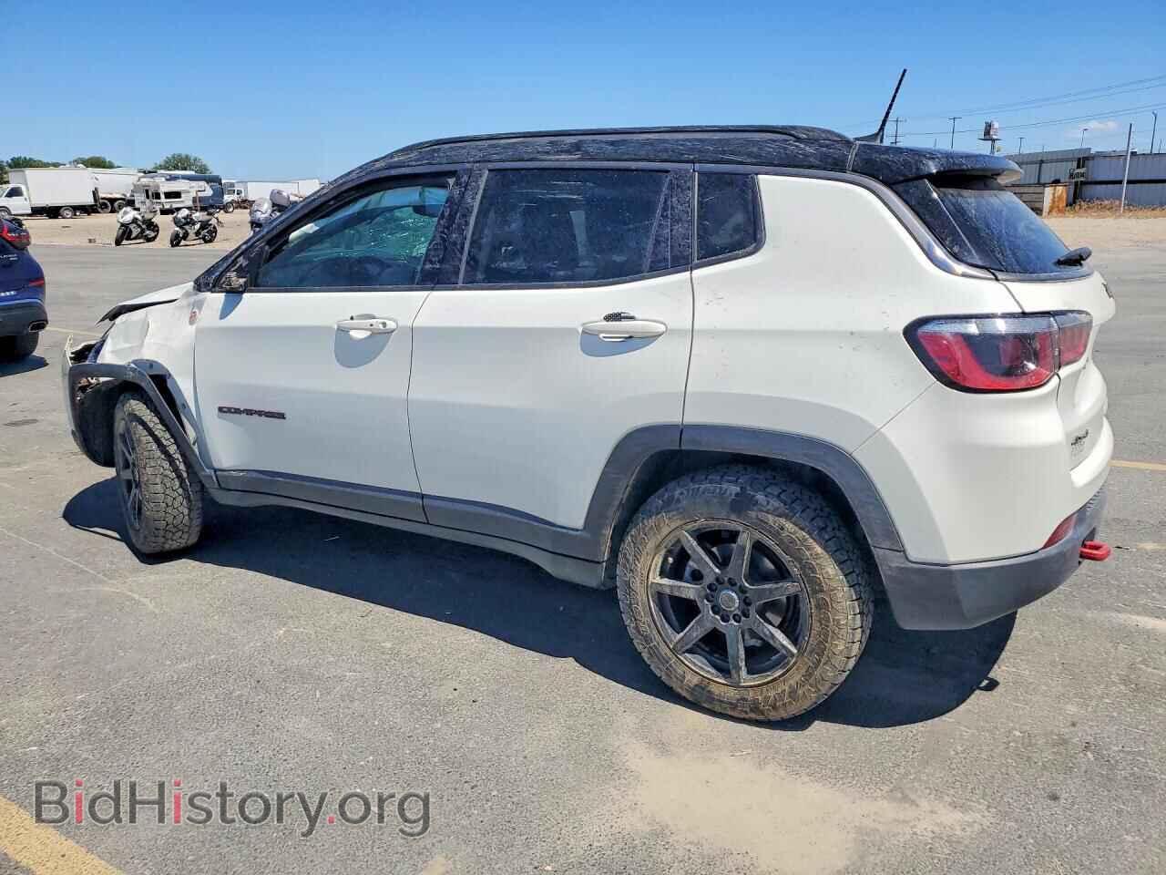 2018 JEEP COMPASS - VIN: 3C4NJDDB5JT232071 - Фото 2