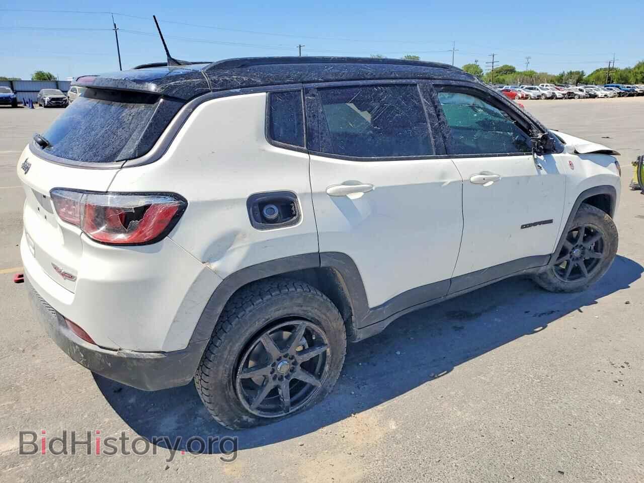 2018 JEEP COMPASS - VIN: 3C4NJDDB5JT232071 - Фото 3