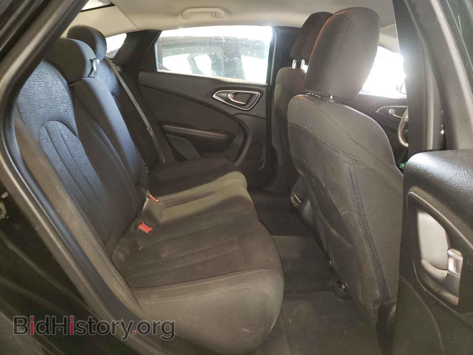 2015 CHRYSLER 200 - VIN: 1C3CCCABXFN740208 - Фото 6