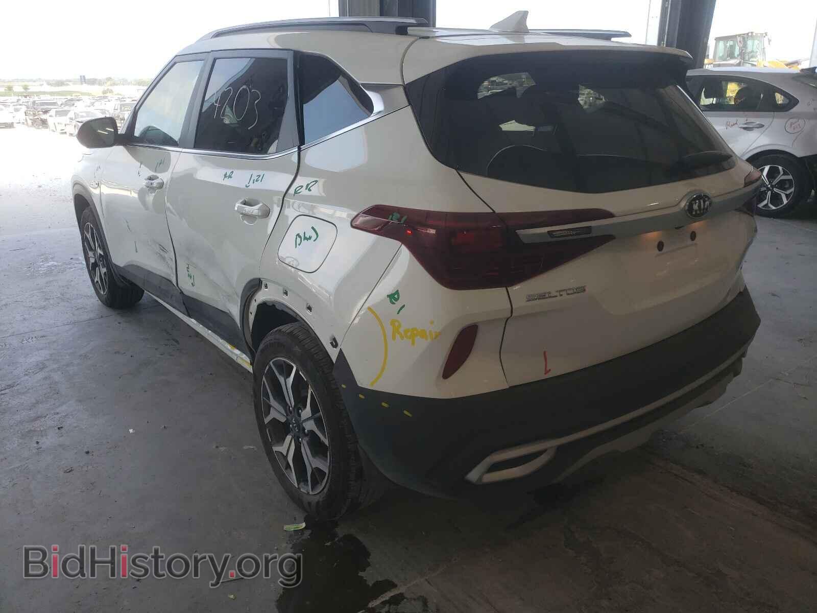 2021 KIA SELTOS - VIN: KNDERCAA2M7138141 - Фото 3