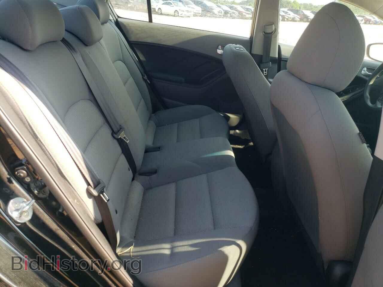 2017 KIA FORTE - VIN: 3KPFK4A75HE061919 - Фото 6