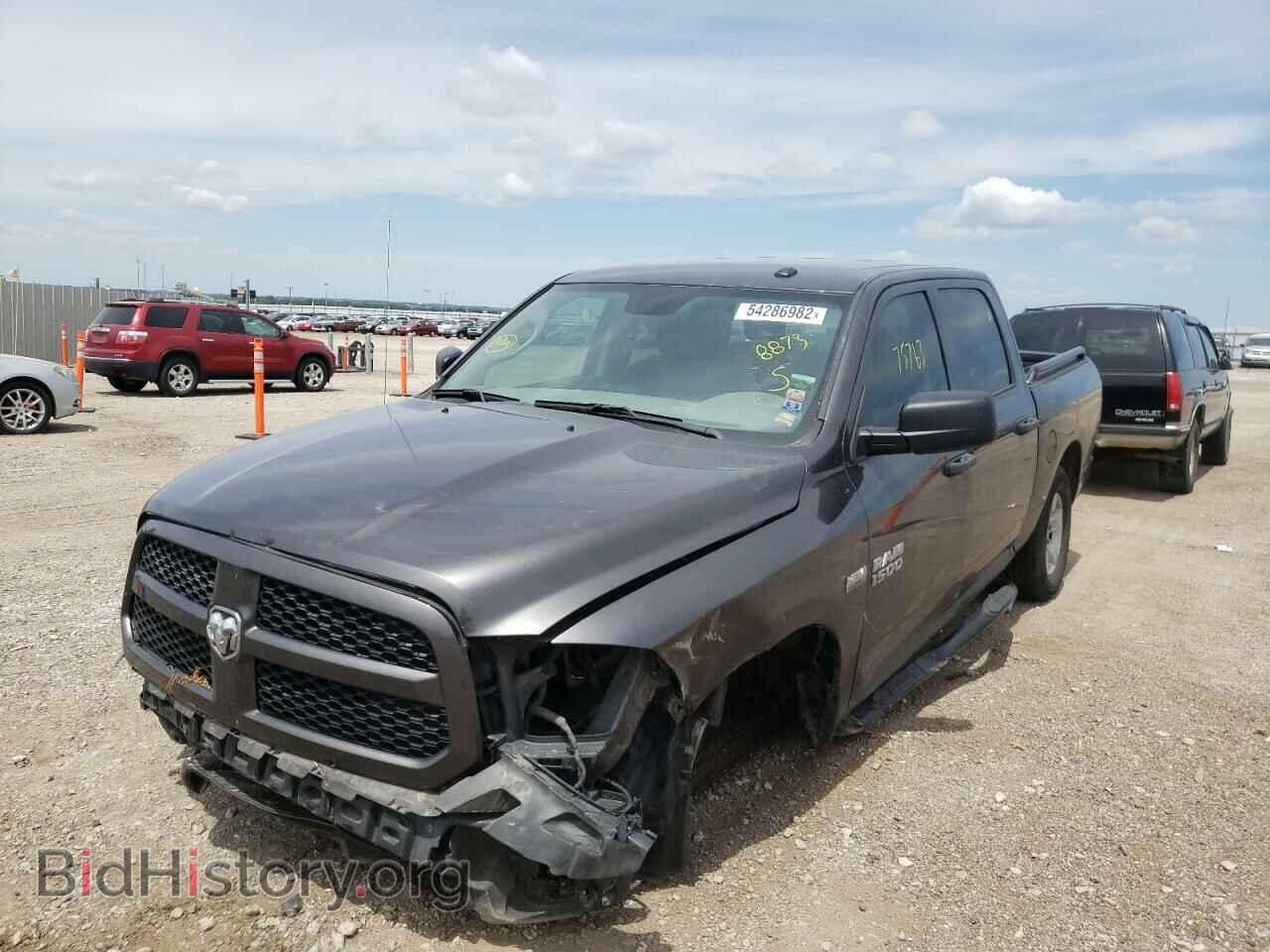 2017 RAM 1500 - VIN: 3C6RR7KT5HG738873 - Фото 2