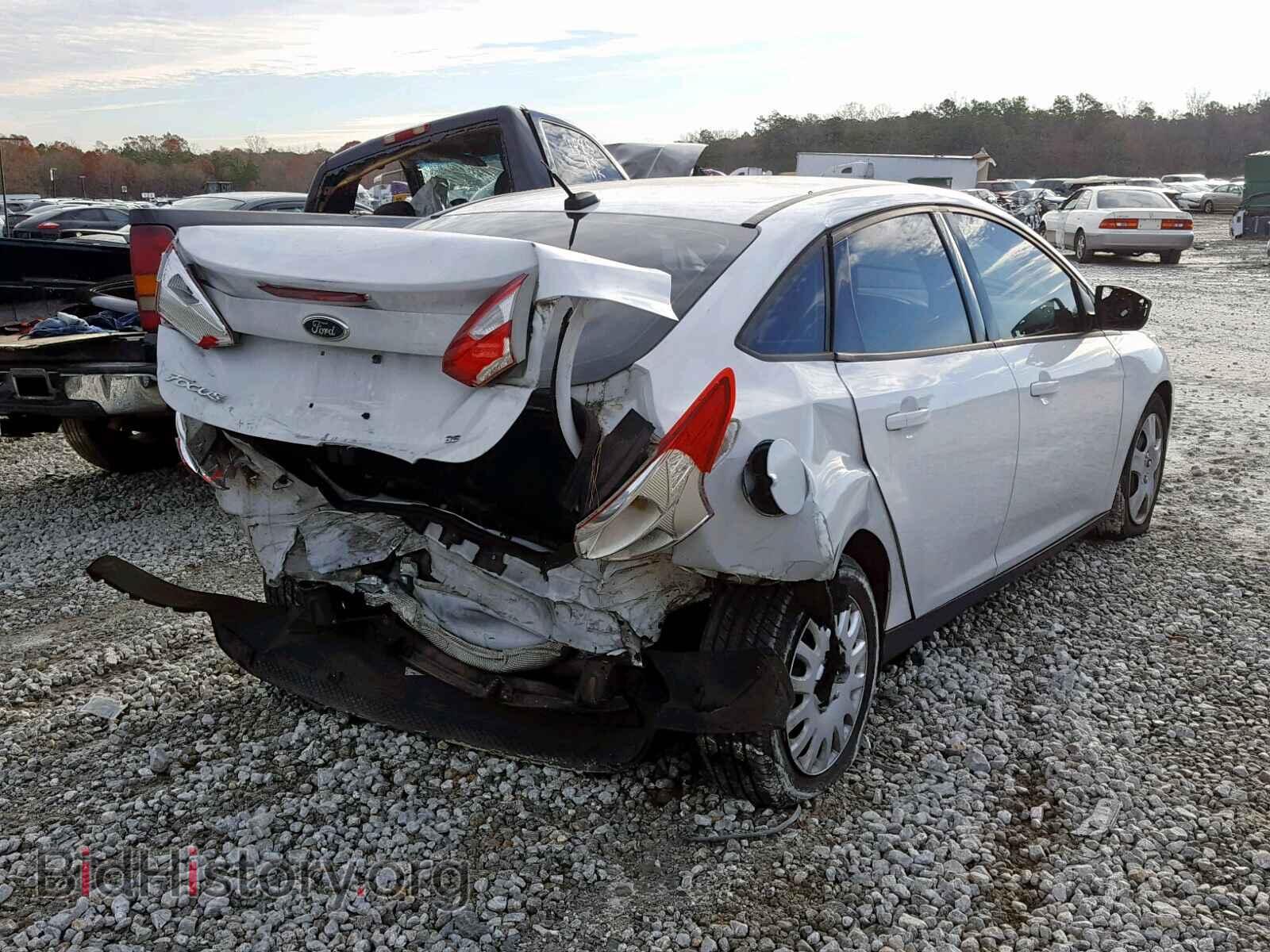 2012 FORD FOCUS - VIN: 1FAHP3F20CL244927 - Photo 4