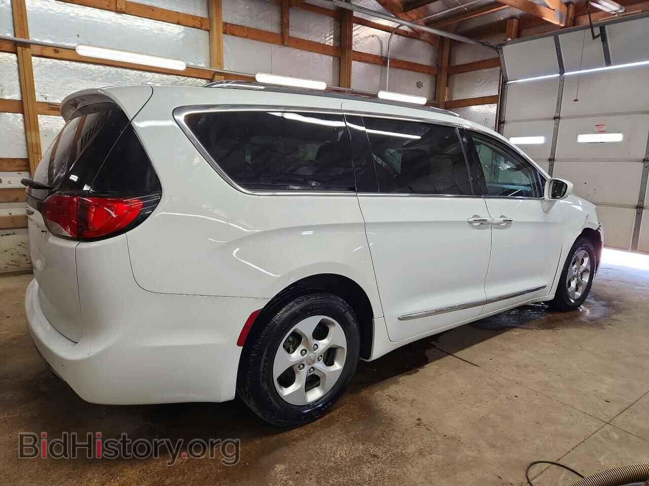 2017 CHRYSLER PACIFICA - VIN: 2C4RC1EG1HR644120 - Photo 3