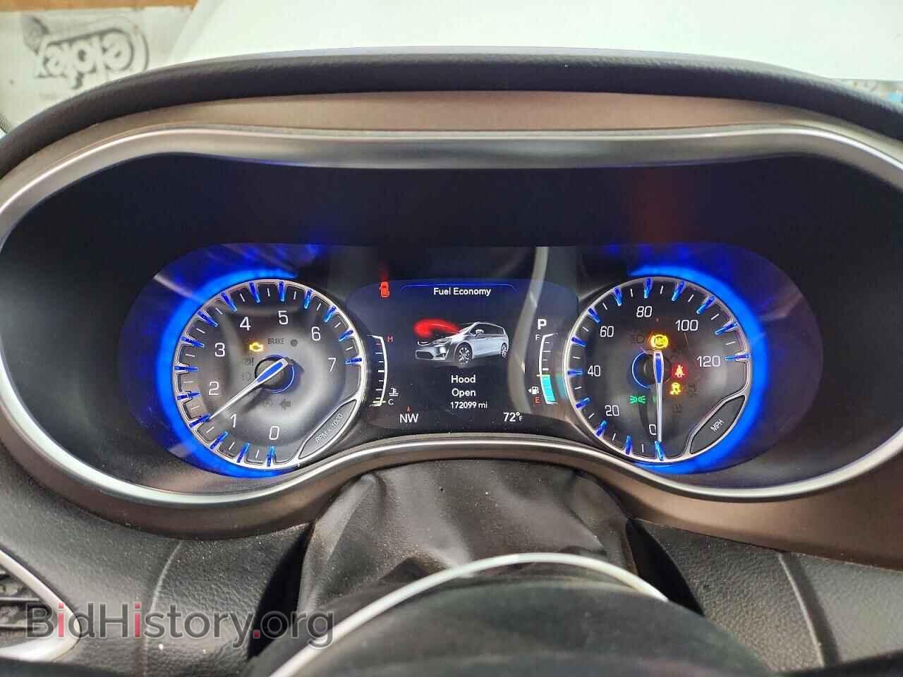 2017 CHRYSLER PACIFICA - VIN: 2C4RC1EG1HR644120 - Photo 9