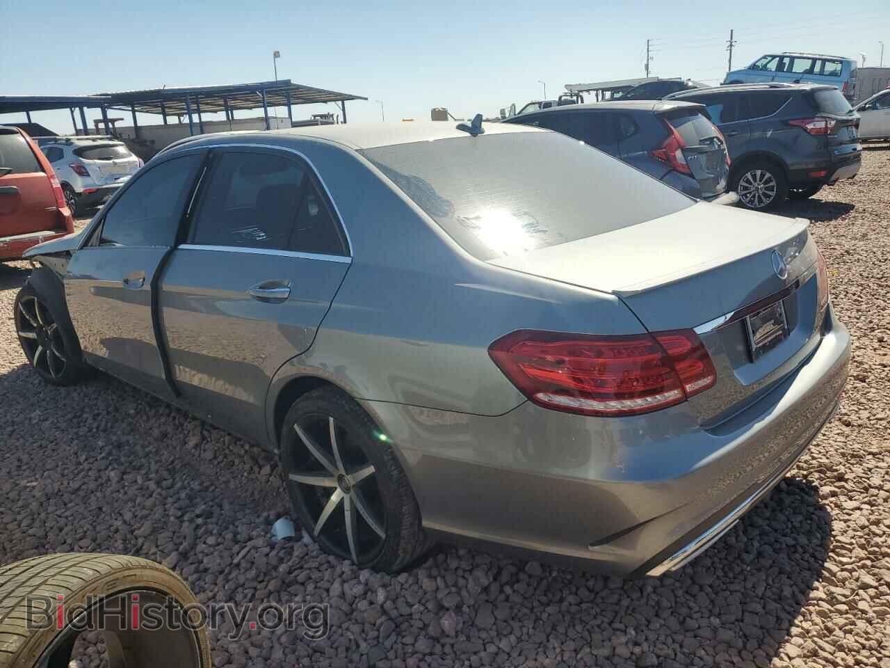 2014 MERCEDES-BENZ E-CLASS - VIN: WDDHF5KBXEA785566 - Фото 2