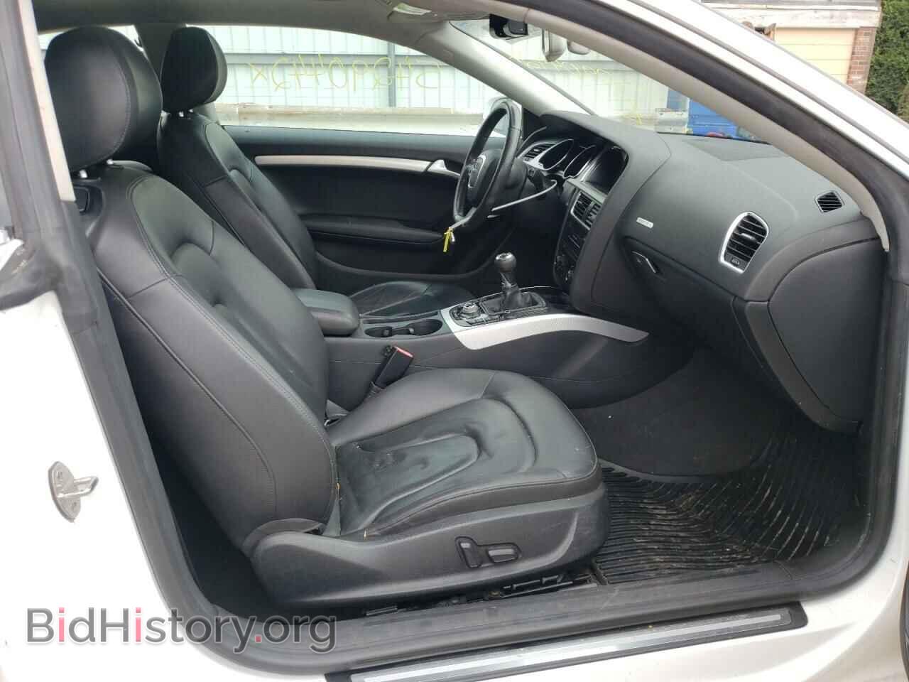 2011 AUDI A5 - VIN: WAURFAFR1BA015098 - Фото 5