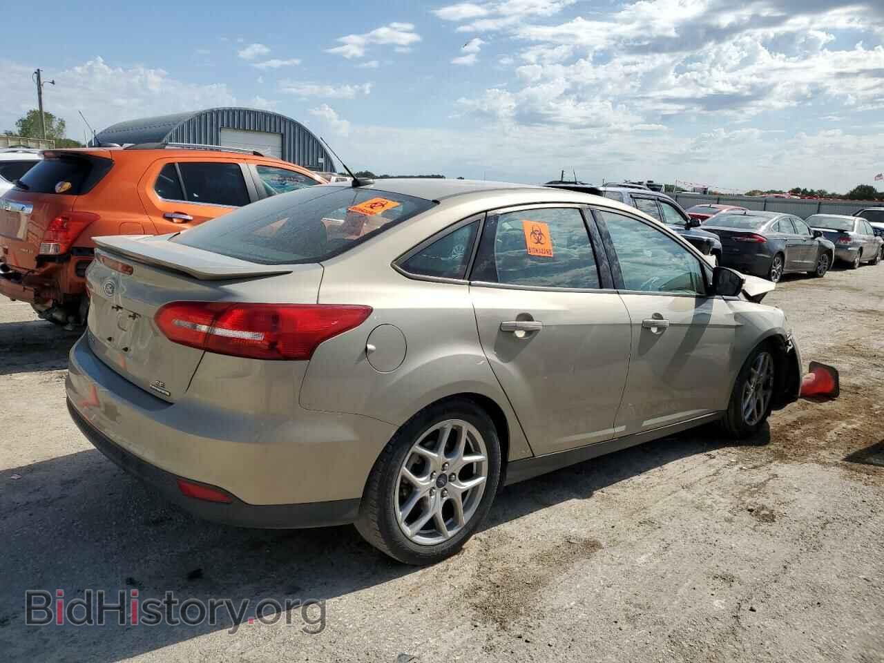 2015 FORD FOCUS - VIN: 1FADP3F22FL320022 - Photo 4