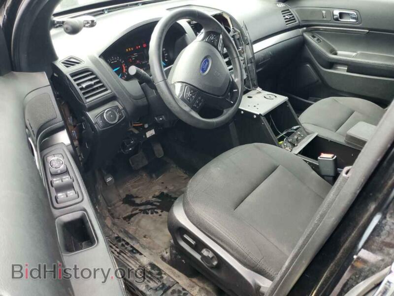 2018 Ford EXPLORER (VIN 1FM5K8AR0JGB34569) — photo 8 of 16