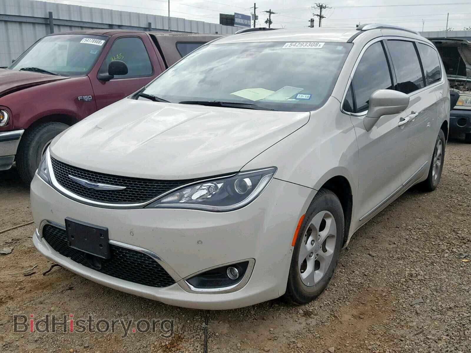2017 CHRYSLER PACIFICA T - VIN: 2C4RC1EG8HR608523 - Photo 2