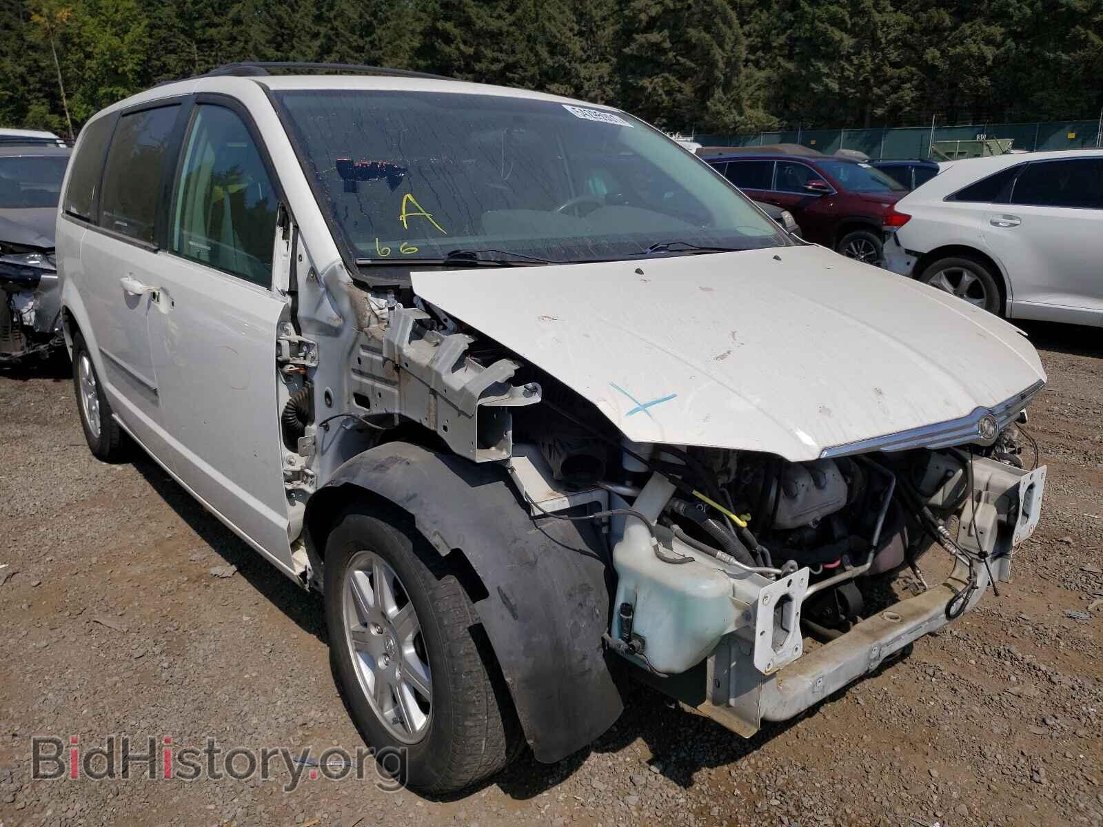 Photo 2A4RR5D11AR359534 - CHRYSLER MINIVAN 2010