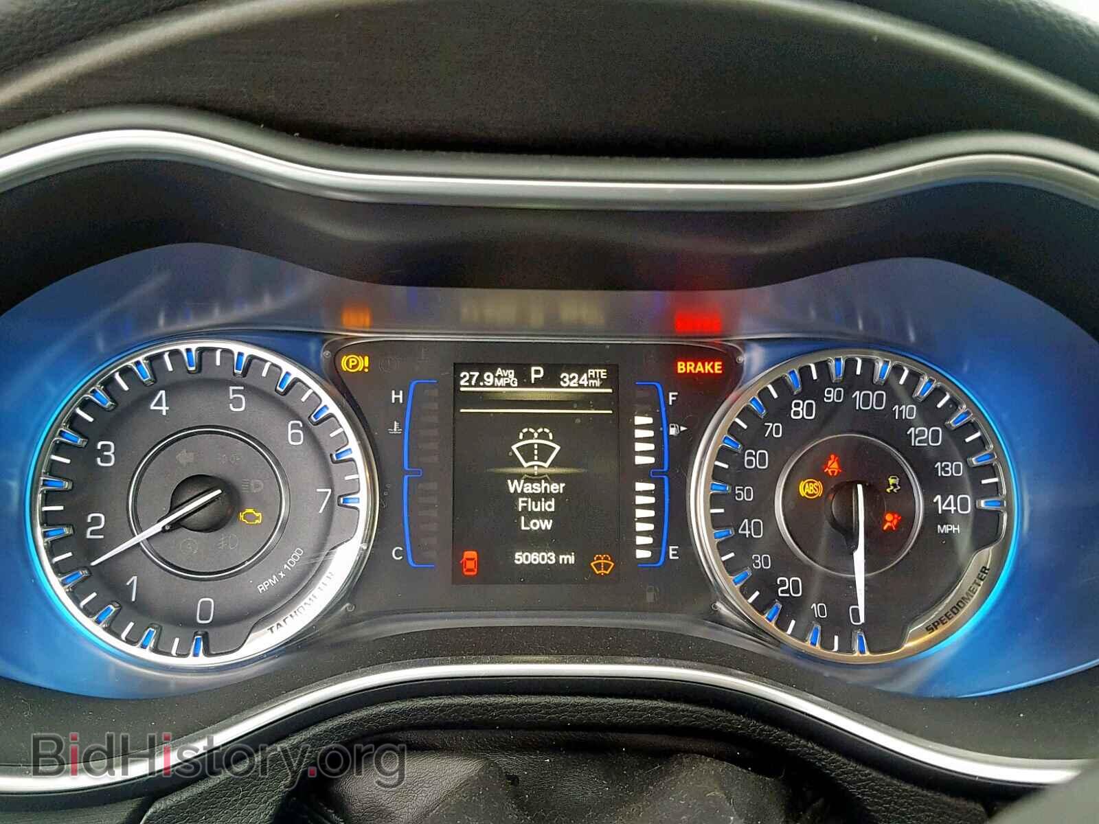 2016 CHRYSLER 200 - VIN: 1C3CCCAB3GN135321 - Фото 8