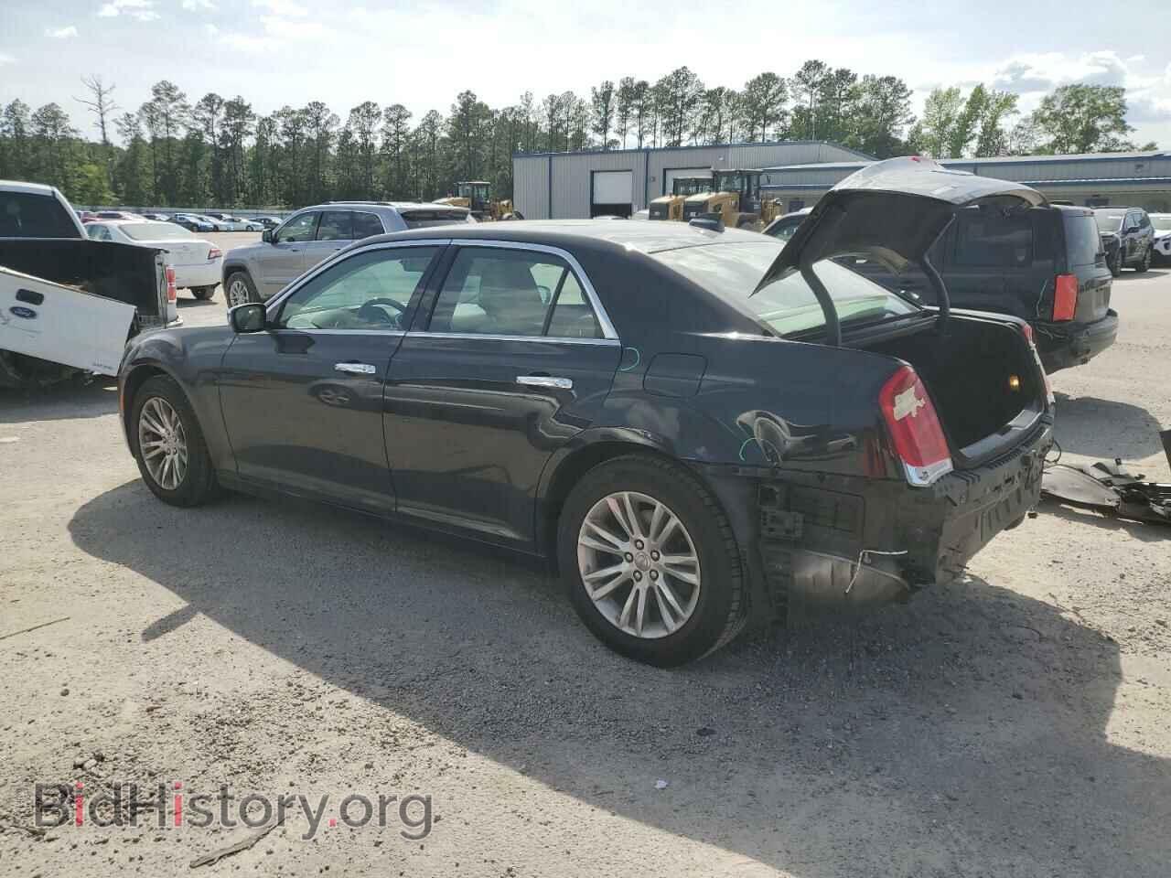 2016 CHRYSLER 300 - VIN: 2C3CCAEG3GH111166 - Фото 2