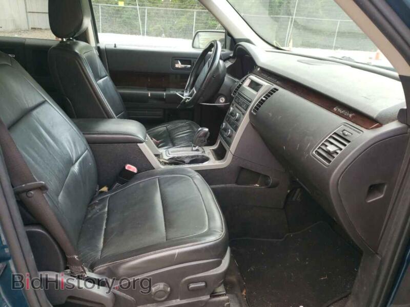 2011 Ford FLEX (VIN 2FMGK5CC9BBD10530) — photo 5 of 10