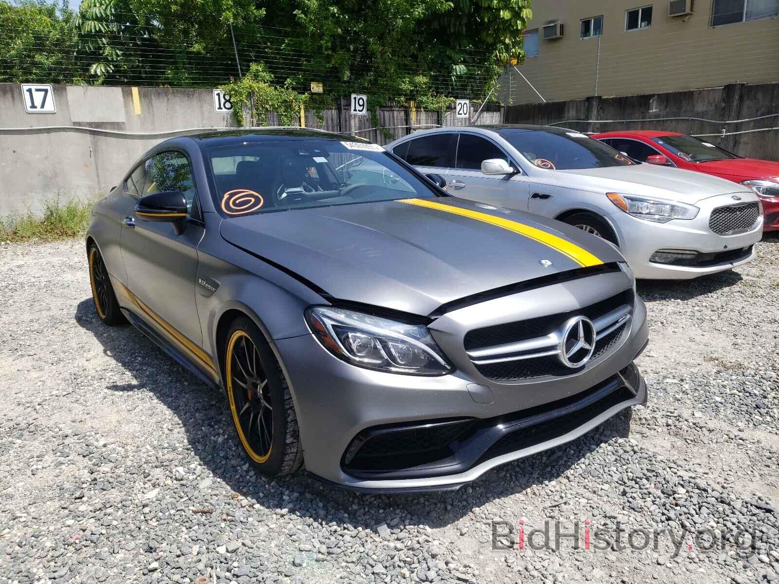 Photo WDDWJ8HB7HF518939 - MERCEDES-BENZ C-CLASS 2017