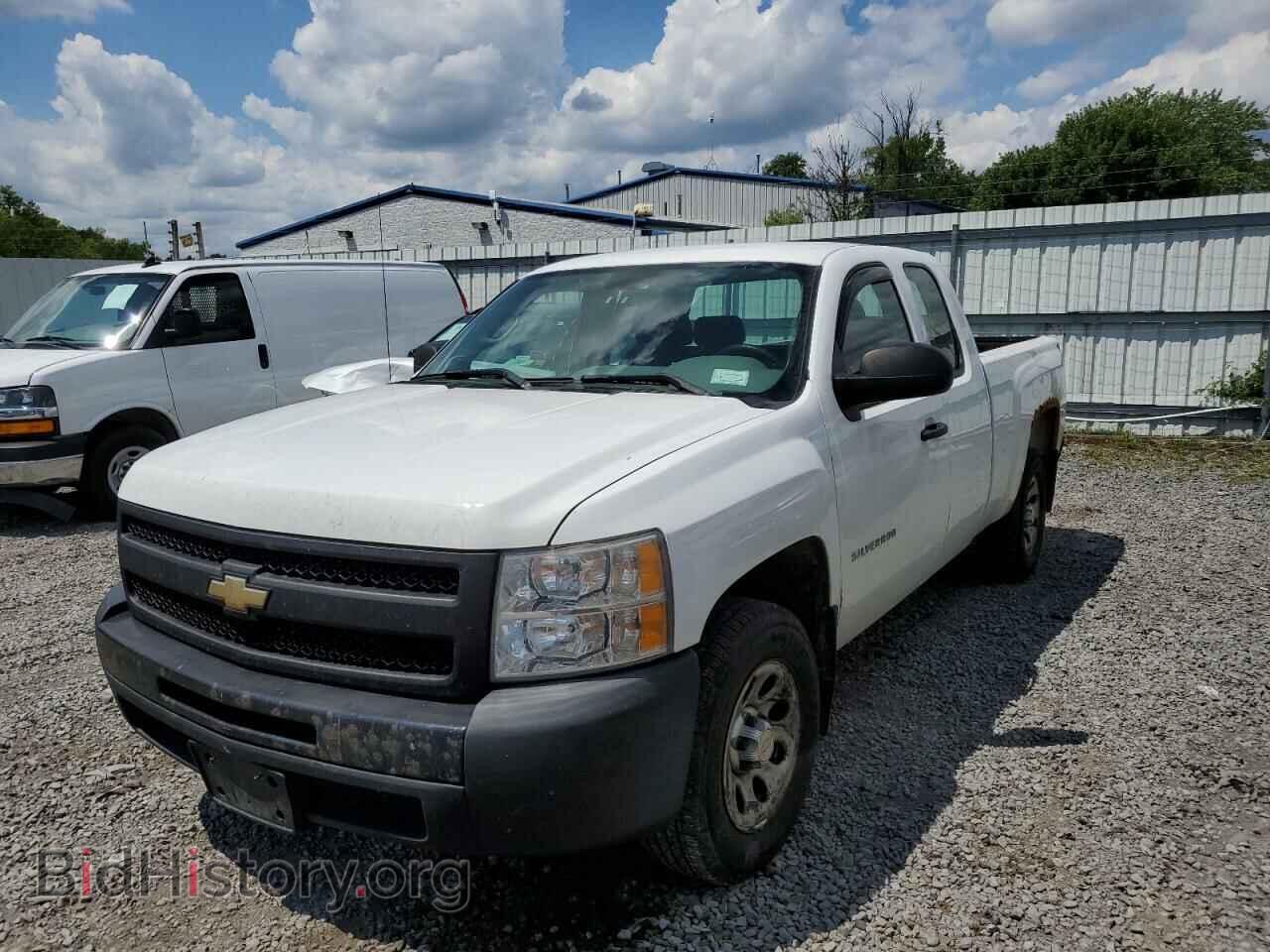 2010 CHEVROLET SILVERADO - VIN: 1GCSCPEX1AZ213809 - Фото 2