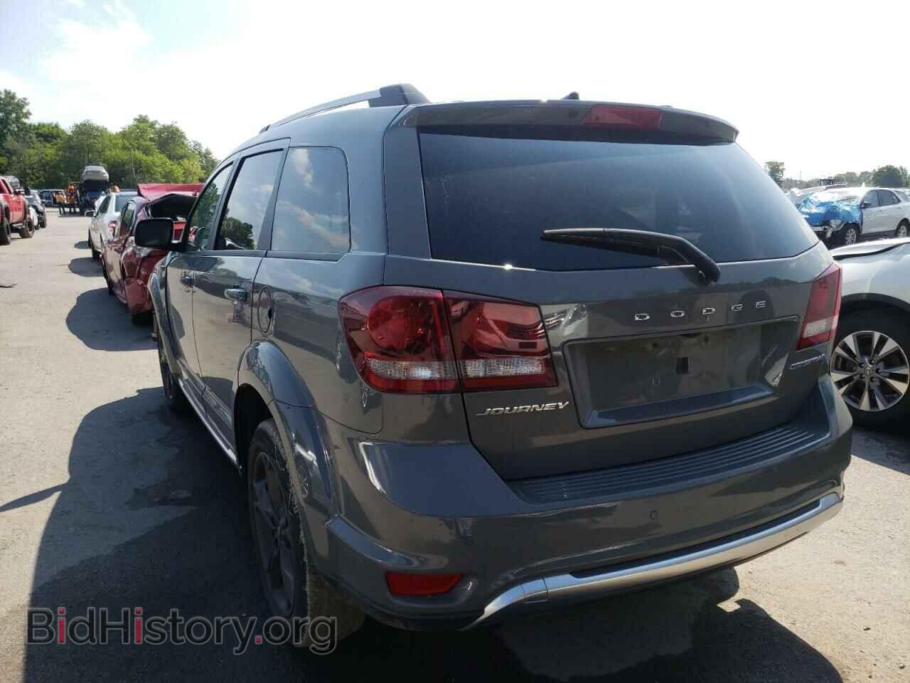 2020 DODGE JOURNEY - VIN: 3C4PDCGB8LT266711 - Фото 3
