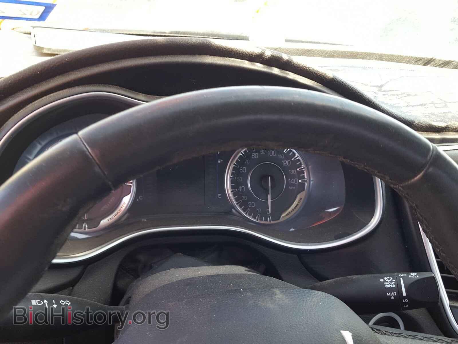 2015 CHRYSLER 200 - VIN: 1C3CCCAB1FN653443 - Фото 6