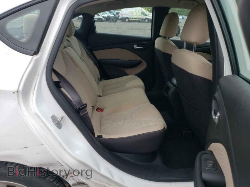 2014 Dodge DART (VIN 1C3CDFBB7ED705532) — photo 6 of 10