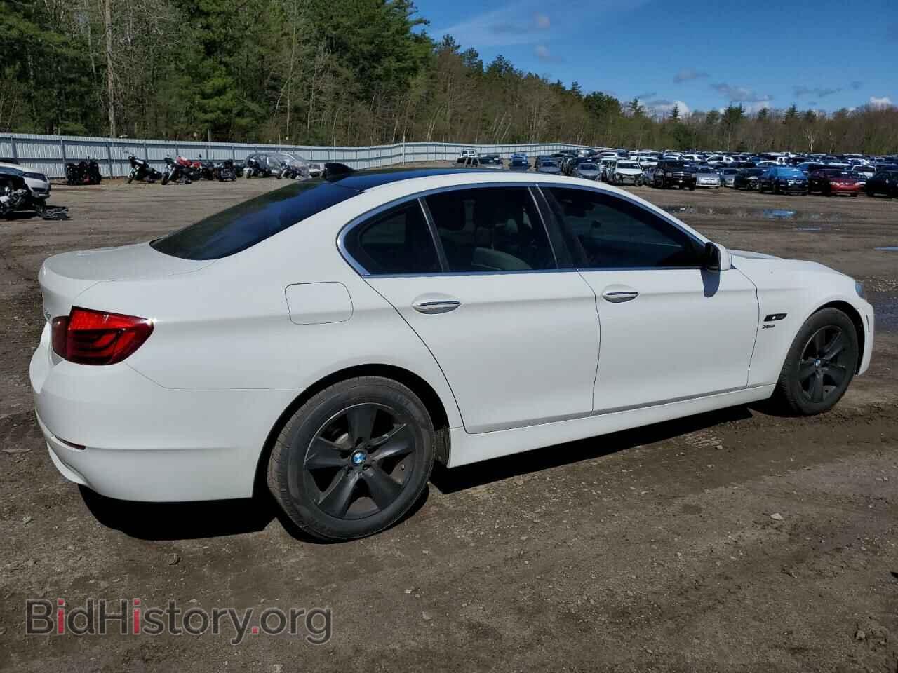 2012 BMW 5 SERIES - VIN: WBAXH5C59CDW05317 - Photo 3