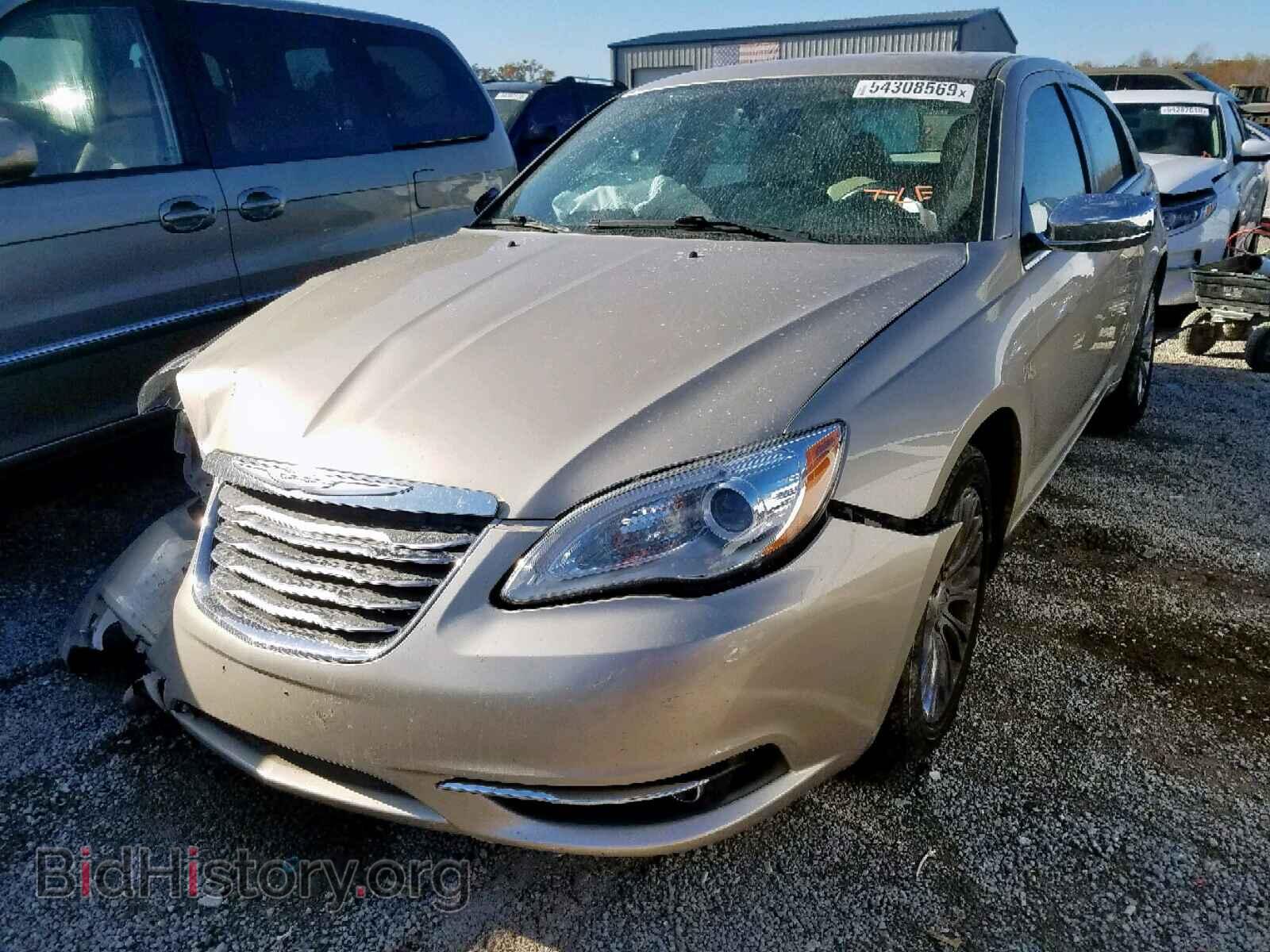 2013 CHRYSLER 200 - VIN: 1C3CCBCG6DN592686 - Photo 2