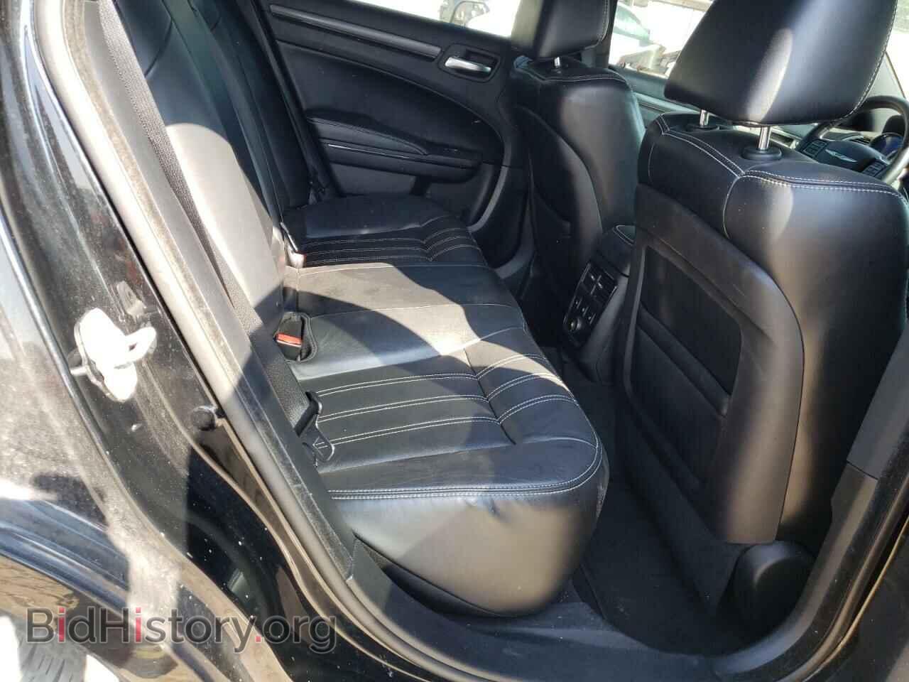 2014 CHRYSLER 300 - VIN: 2C3CCABG3EH132830 - Фото 10
