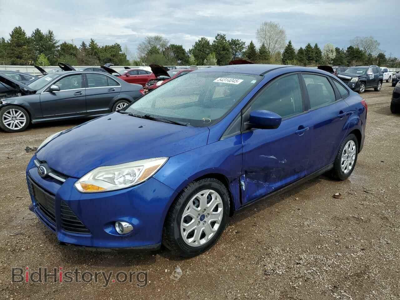 Photo 1FAHP3F21CL360878 - FORD FOCUS 2012