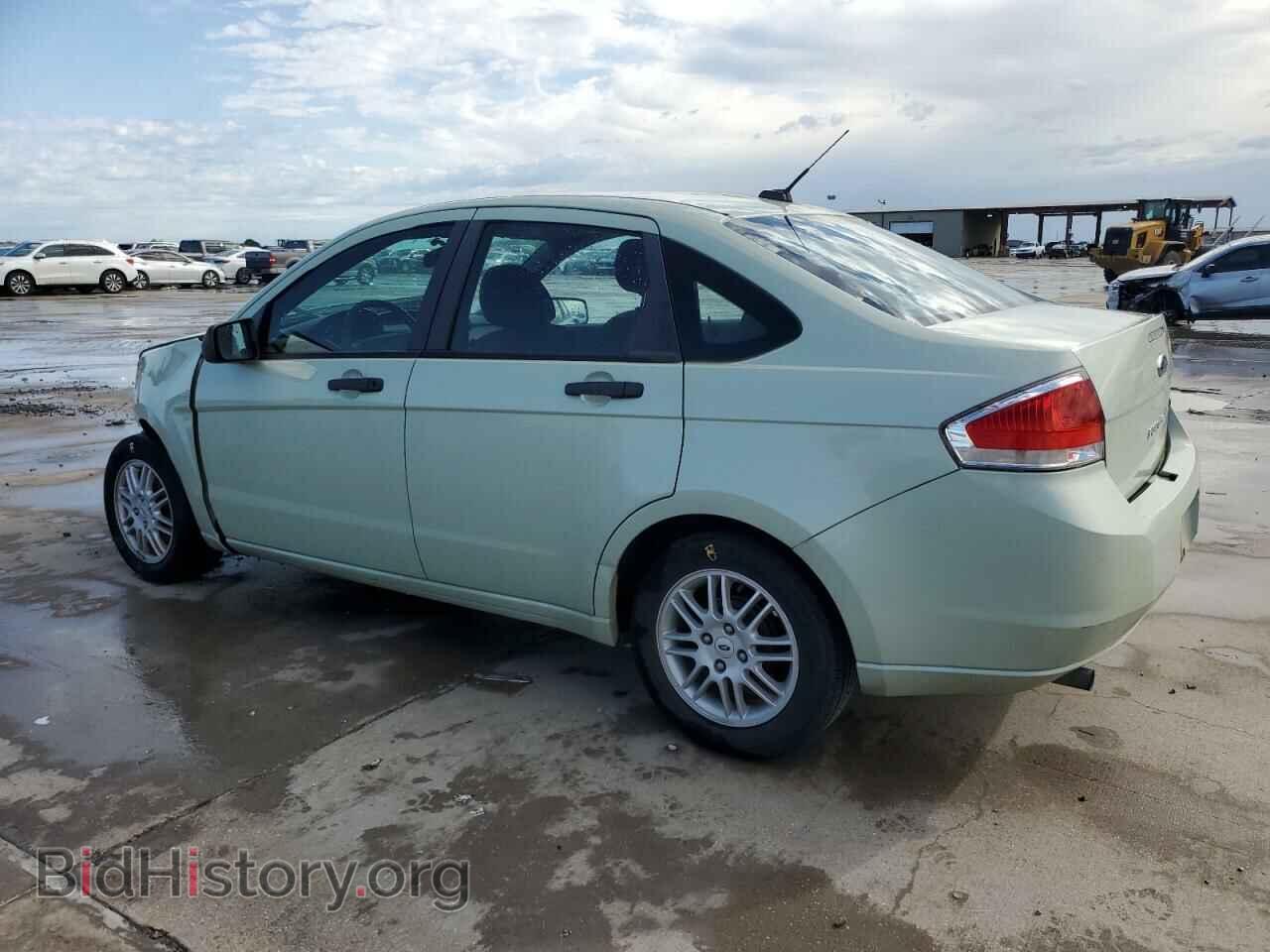 2010 FORD FOCUS - VIN: 1FAHP3FN0AW263886 - Фото 2