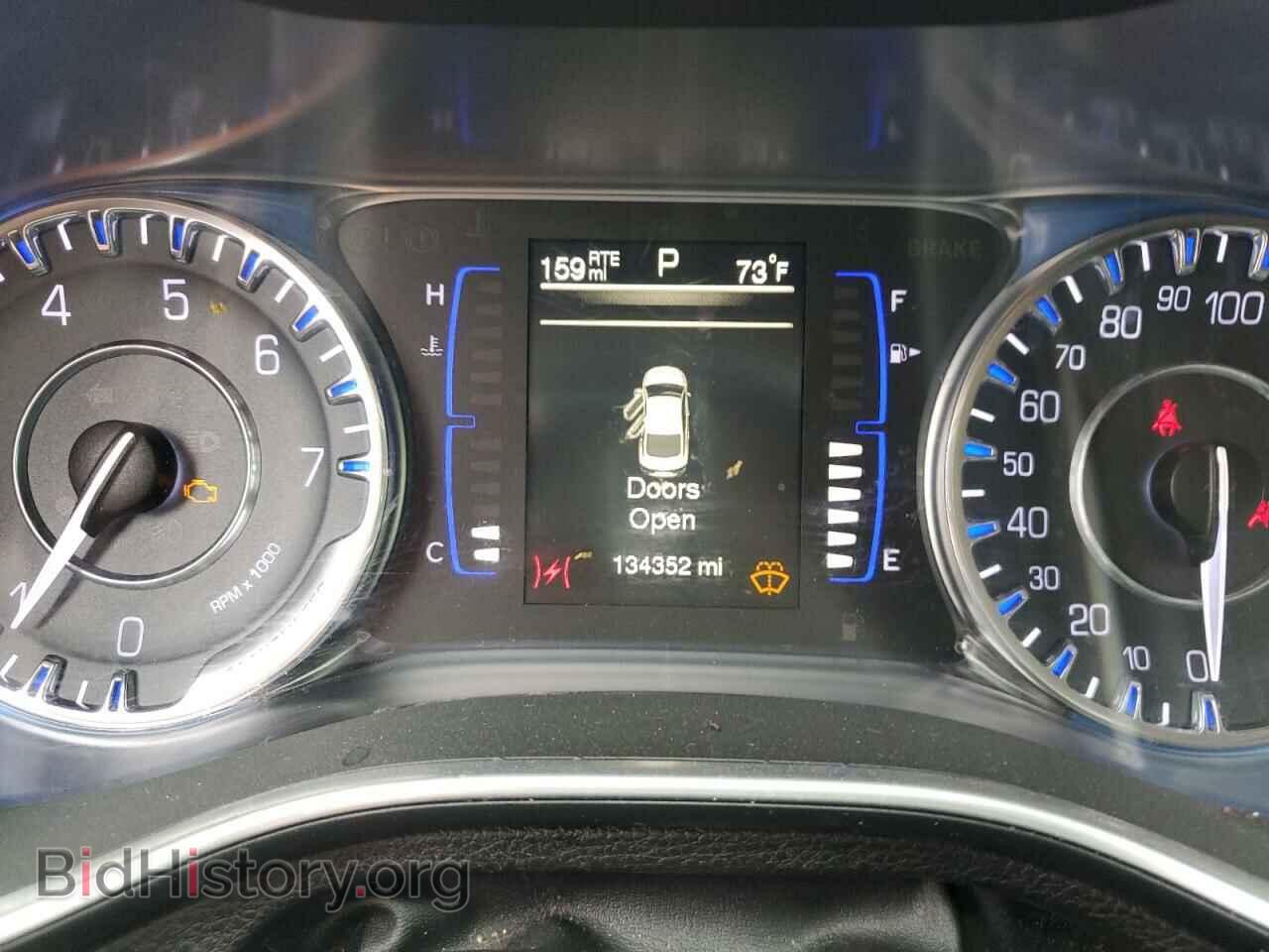 2016 CHRYSLER 200 - VIN: 1C3CCCAB5GN182737 - Фото 9