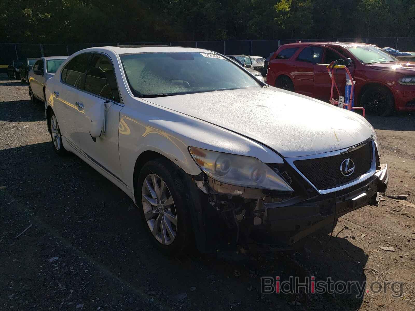 Photo JTHCL5EF0A5005734 - LEXUS LS460 2010