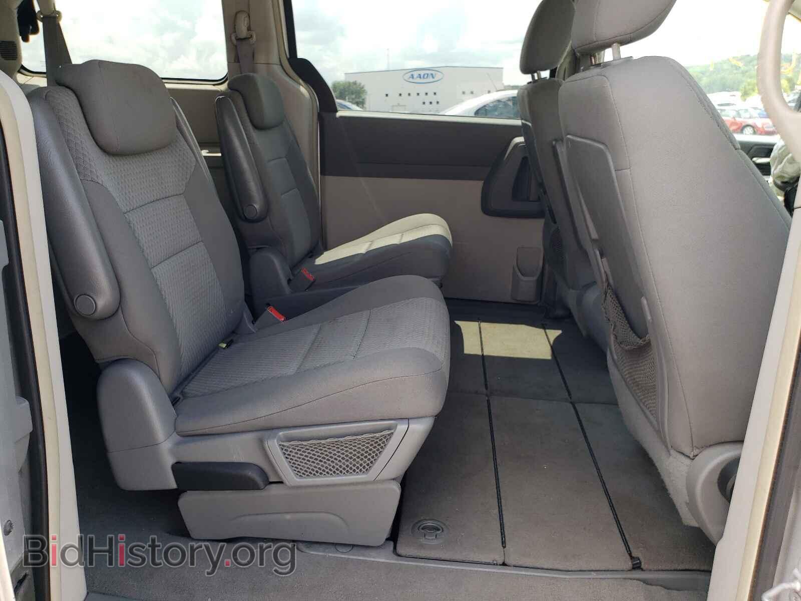 2010 CHRYSLER MINIVAN - VIN: 2A4RR4DE1AR206567 - Фото 6