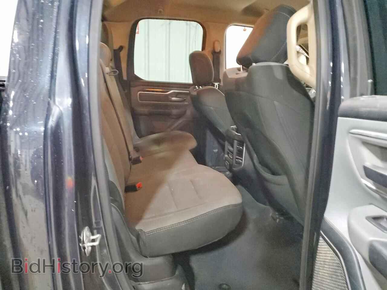 2020 RAM 1500 - VIN: 1C6SRFBT2LN279829 - Фото 10