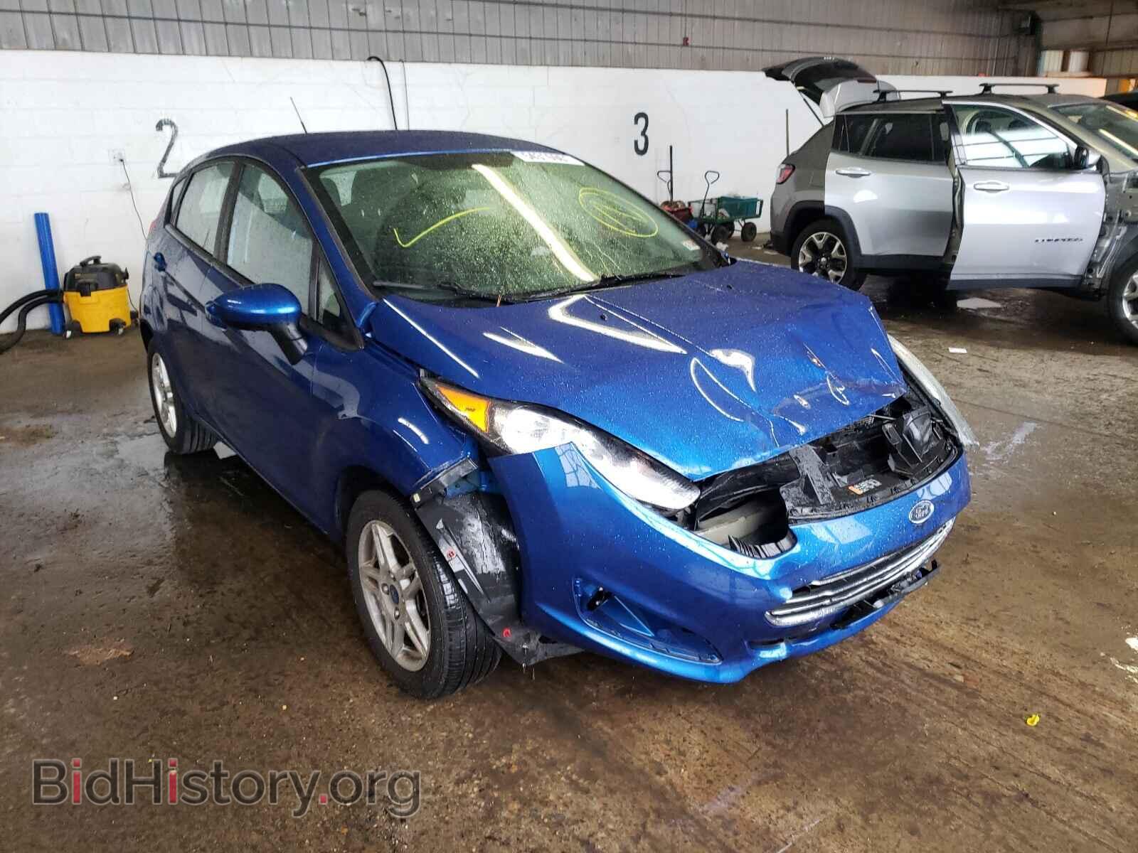 Photo 3FADP4EJ4KM159101 - FORD FIESTA 2019